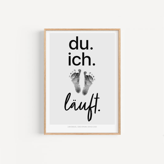 Baby Fuß-/Handabdruck Poster Set "Läuft" Personalisierbar