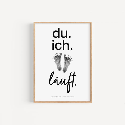 Baby Fuß-/Handabdruck Poster Set "Läuft 2" Personalisierbar